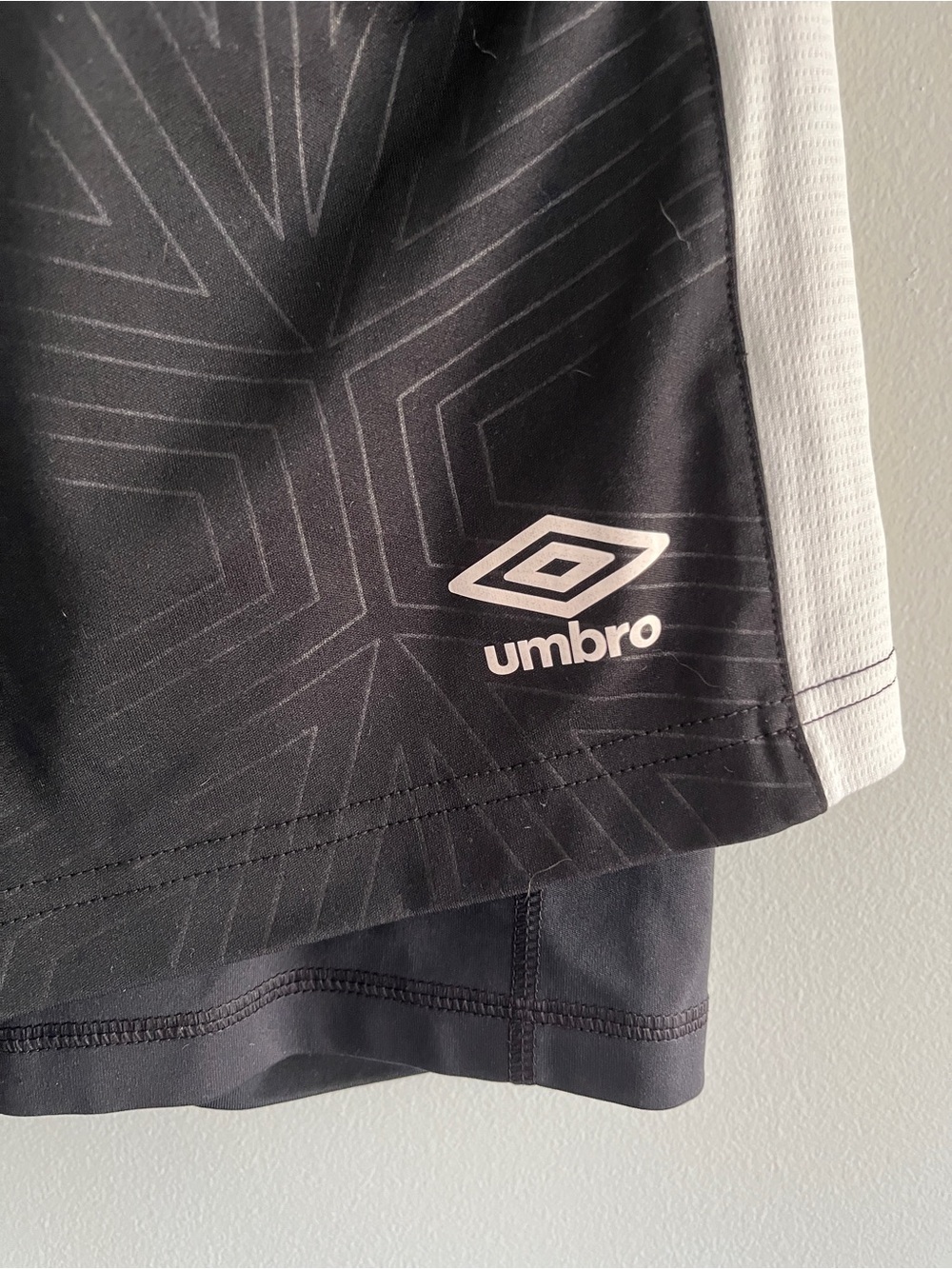 Umbro and Old Navy Boys Athletic Shorts Black and Grey XL - Picture 6 of 16